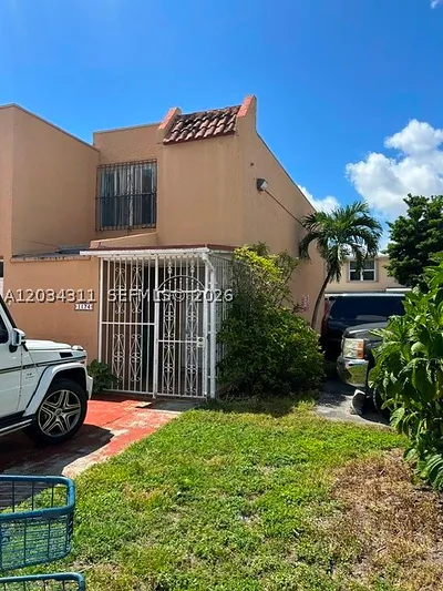 1174 W 40th St 48 #48 Hialeah FL