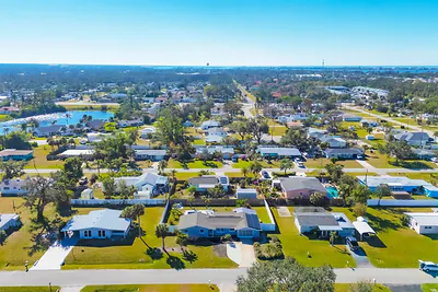 221 E WENTWORTH STREET Englewood FL