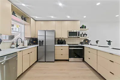 4812 NE 23rd Ave 3 #3 Fort Lauderdale FL
