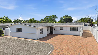 6033 AMBASSADOR DRIVE Tampa FL