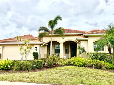 154 RIMINI WAY North Venice FL