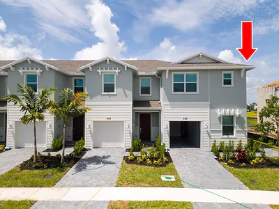 380 SE Crossoak Lane, Port St. Lucie, FL 34984 Port St Lucie FL