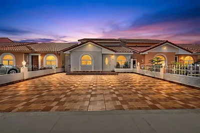 5445 W 27th Lane Hialeah FL