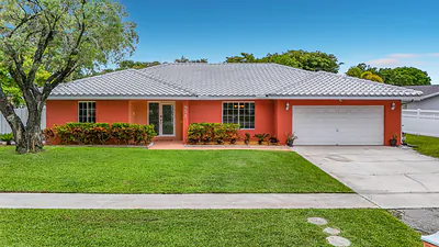 851 E Plantation Circle Plantation FL