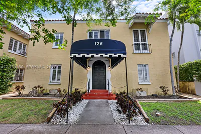 126 Mendoza Ave 5 #5 Coral Gables FL