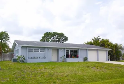 336 SE Tranquilla Avenue, Port St. Lucie, FL 34983 Port St Lucie FL