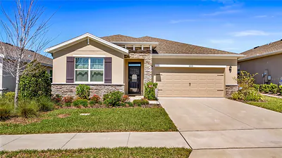 8033 PENROSE PLACE Wildwood FL
