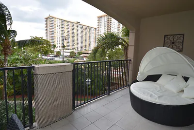17150 N Bay Road 2314, Sunny Isles Beach, FL 33160 #2314 Sunny Isles Beach FL