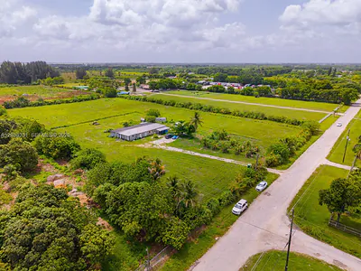 12825 SW 197 Avenue, Miami, FL 33196 Miami FL