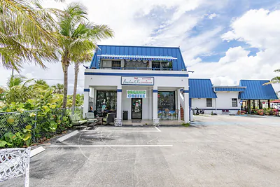1281 Plaza Circle , FL