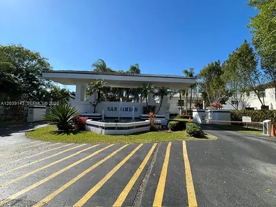 21300 San Simeon Way 01, Miami, FL 33179 #01 Miami FL