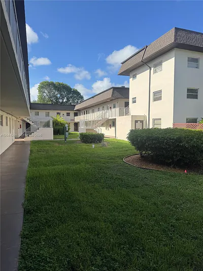 8601 SW 94th Street 103W, Miami, FL 33156 #103W Miami FL