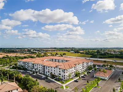 3991 NW 82nd Avenue 204, Cooper City, FL 33024 #204 Cooper City FL
