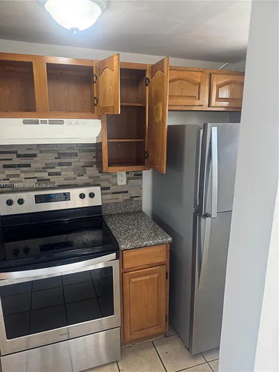1551 W Okeechobee Road 19, Hialeah, FL 33010 #19 Hialeah FL