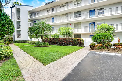 6650 S Oriole Boulevard 1030 #1030 Delray Beach FL