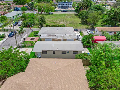 805 NW 3rd Terrace, Hallandale Beach, FL 33009 Hallandale Beach FL
