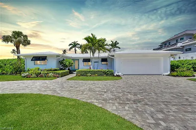 367 Mooring Line DR NAPLES FL