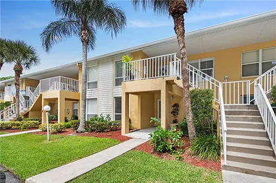 1250 Yesica Ann CIR E105 #E105 NAPLES FL