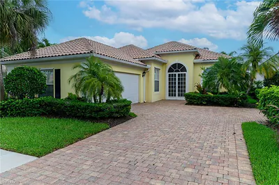 7935 Valentina CT NAPLES FL