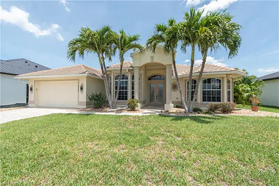 3725 SW 4th LN CAPE CORAL FL
