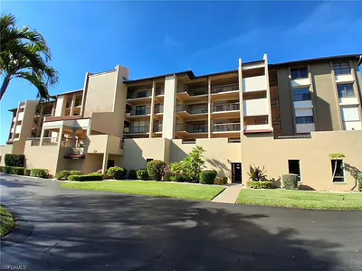 4013 SE 20th PL 402 #402 CAPE CORAL FL