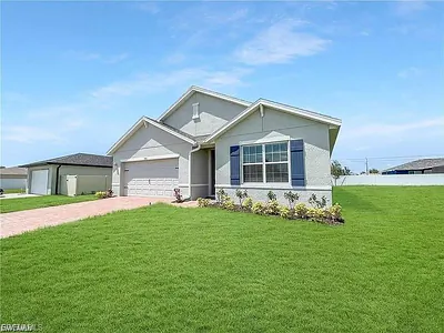 2210 NW 11th ST CAPE CORAL FL