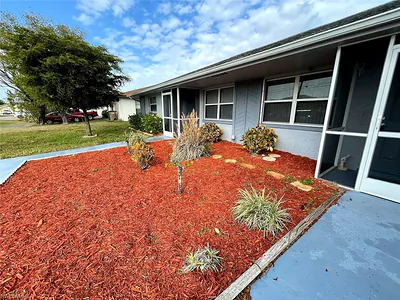 613 SE 14th TER CAPE CORAL FL
