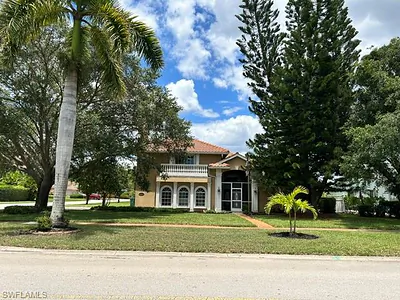 2312 Kings Lake BLVD NAPLES FL