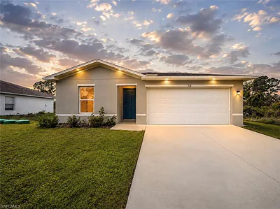 936 Panda DR LEHIGH ACRES FL