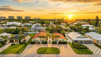 559 105th AVE N NAPLES FL