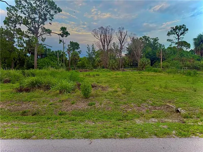8259 Marx DR NORTH FORT MYERS FL
