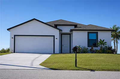 238 Nashua AVE LEHIGH ACRES FL
