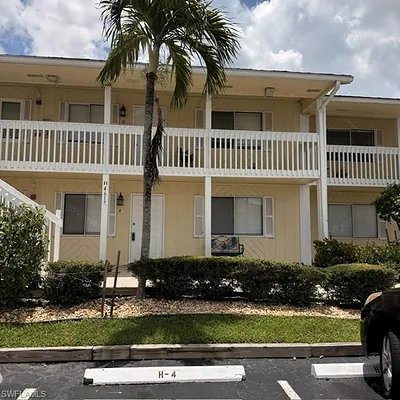 4617 Bayshore DR H4 #H4 NAPLES FL