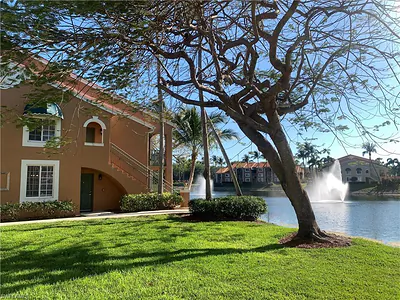 1275 Wildwood Lakes BLVD 2-108 #2-108 NAPLES FL