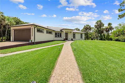 556 6th ST SE NAPLES FL