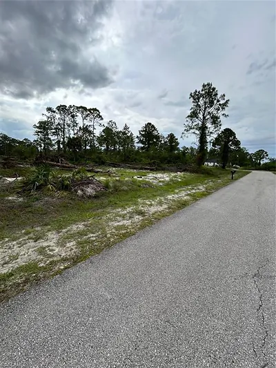 1123 Leroy AVE LEHIGH ACRES FL