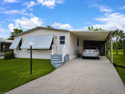 20 Grosbeak LN 20 #20 NAPLES FL