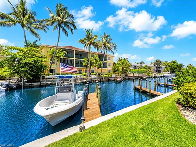 1533 Chesapeake AVE A5 #A5 NAPLES FL