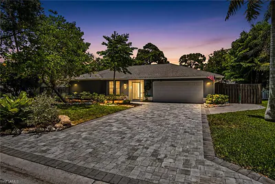 2667 River Reach DR NAPLES FL