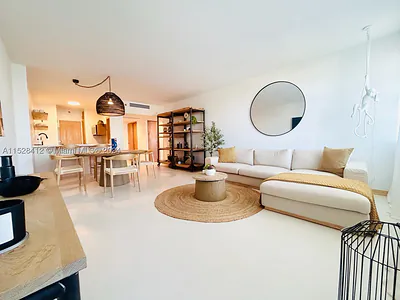 100 Lincoln Rd 1543 #1543 Miami Beach FL