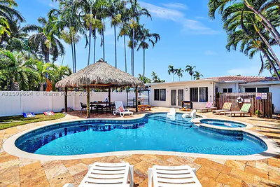1206 Lincoln Street, Hollywood, FL 33019 Hollywood FL