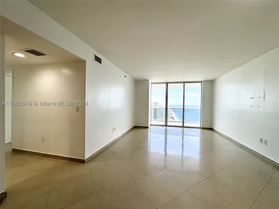 1830 S Ocean Dr 4711 #4711 Hallandale Beach FL