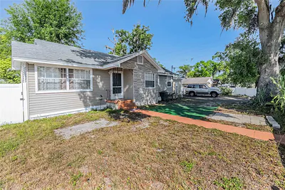 1048 ROSELLE AVENUE Lakeland FL