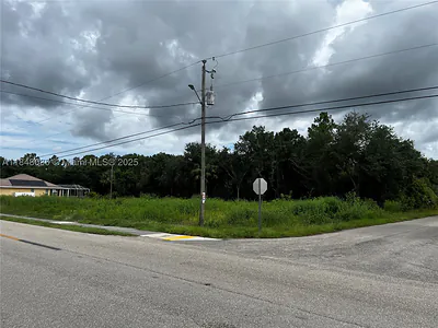 1707 E 6th Street, Lehigh Acres, FL 33972 Lehigh Acres FL