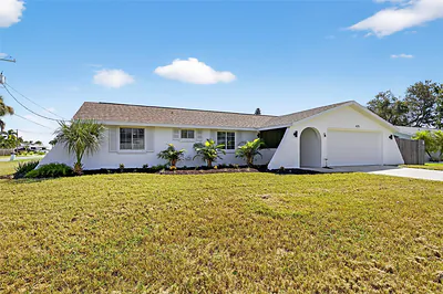 635 JAMAICA CIRCLE E Apollo Beach FL