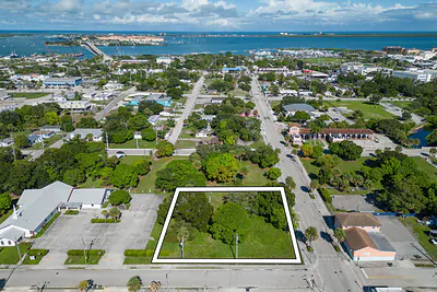 N 9th Street, Fort Pierce, FL 34950 Fort Pierce FL
