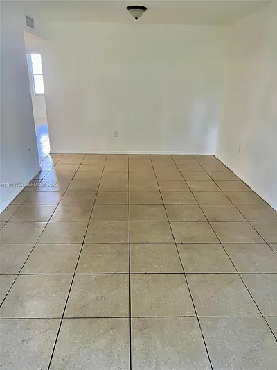 1752 NW 55th Avenue 102, Lauderhill, FL 33313 #102 Lauderhill FL