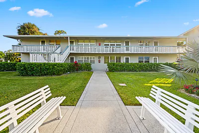 380 Sheffield P, West Palm Beach, FL 33417 West Palm Beach FL