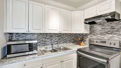 118 Sheffield E, West Palm Beach, FL 33417 West Palm Beach FL