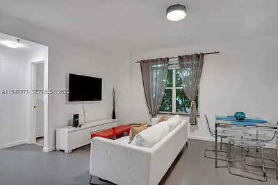 747 Michigan Avenue 201, Miami Beach, FL 33139 #201 Miami Beach FL